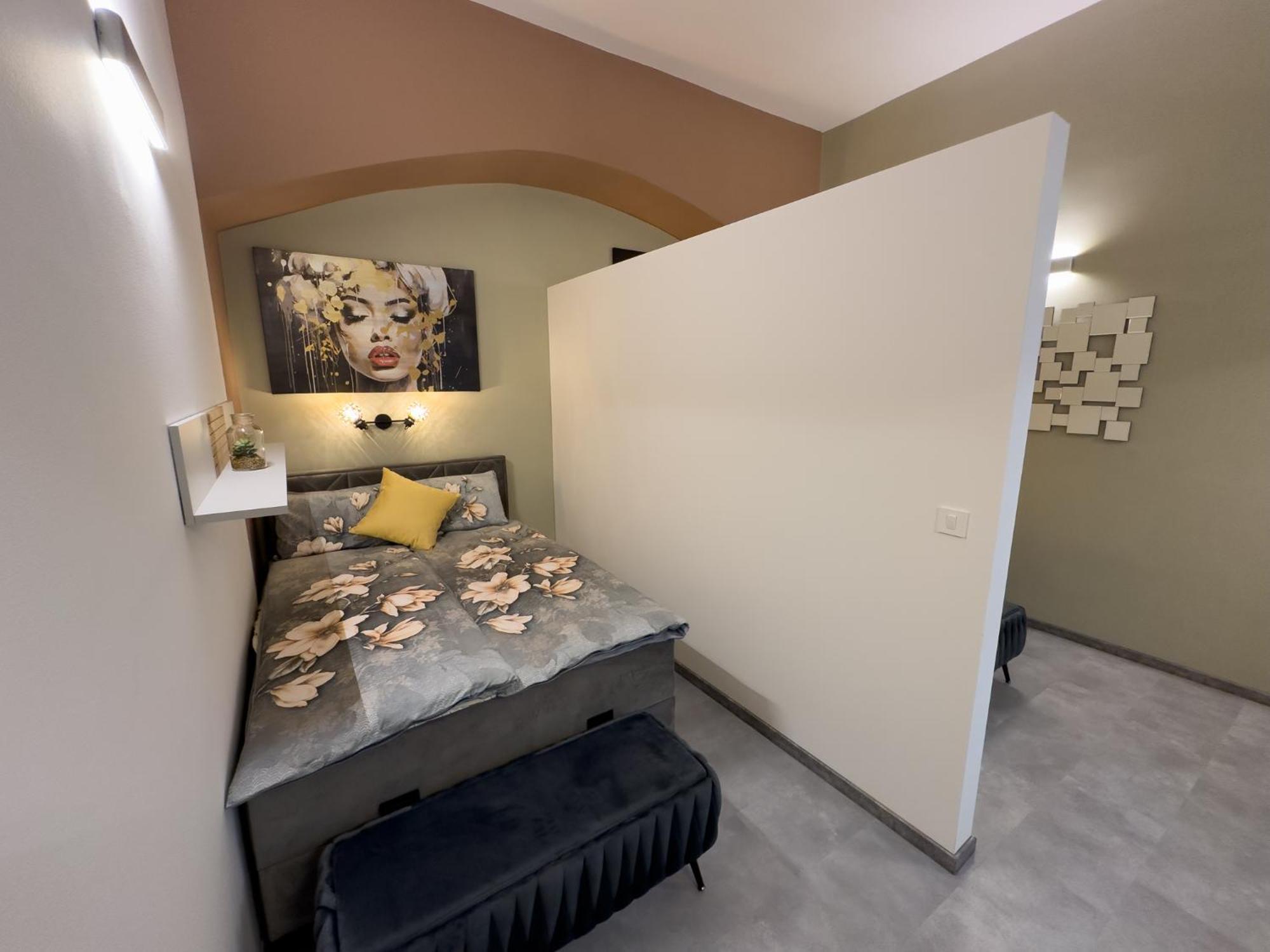 Apartments Adamas 첼레 외부 사진