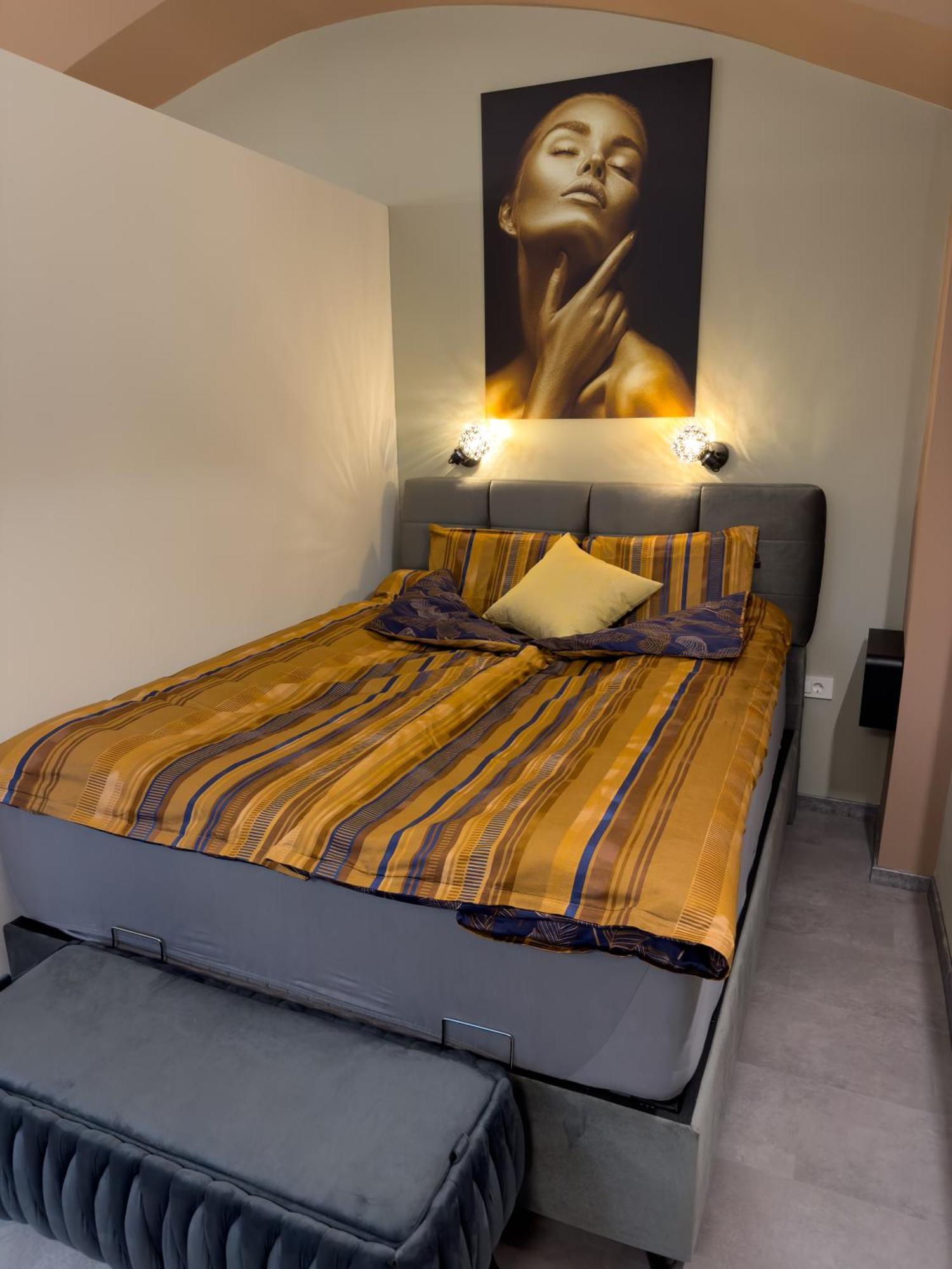 Apartments Adamas 첼레 외부 사진