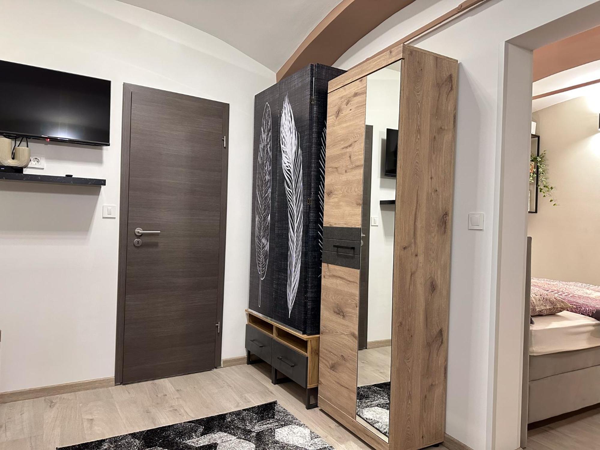 Apartments Adamas 첼레 외부 사진