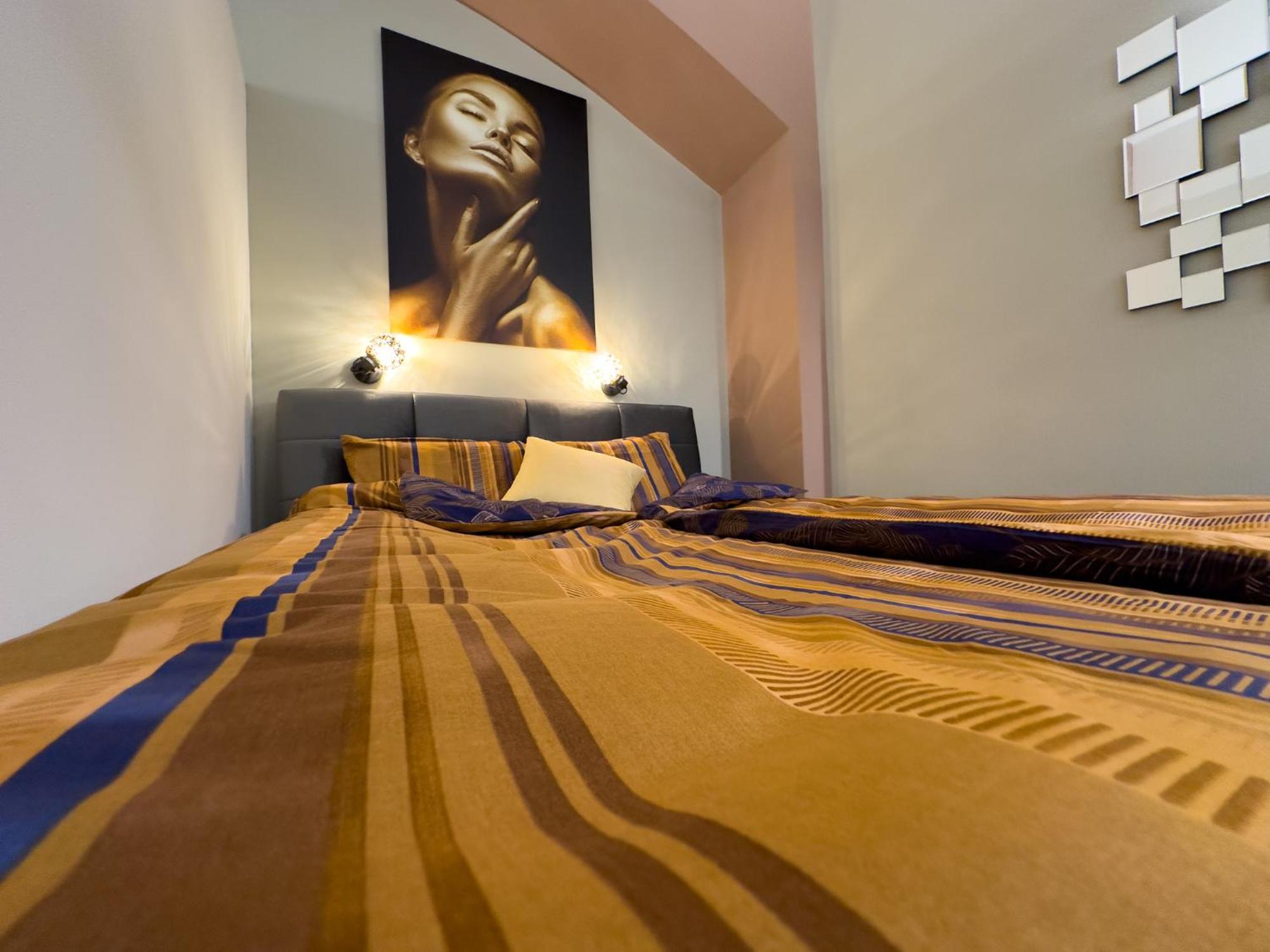 Apartments Adamas 첼레 외부 사진